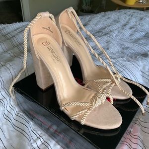Nude/Tan Tie Up Block Heels